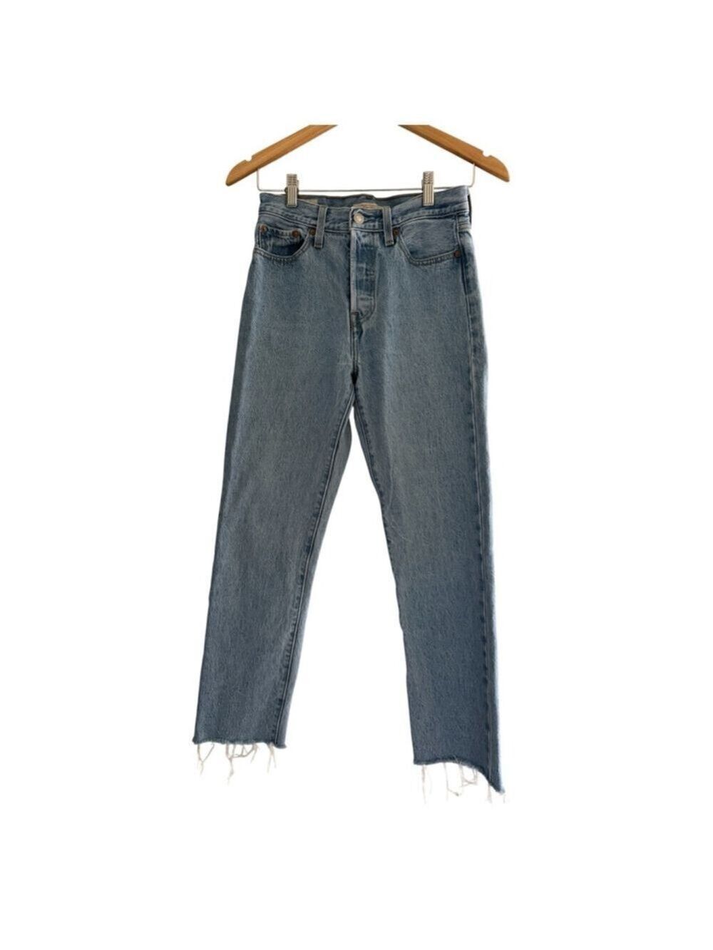 Levi’s Wedgie Straight Cropped Raw Hem Jeans Light Wash 26